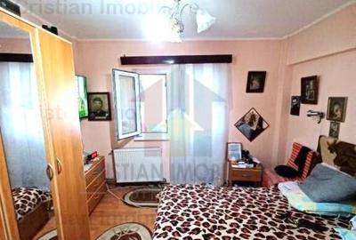 Apartament cu 4 camere decomandat în Central - 8