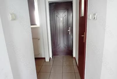 Garsonieră decomandată în Central - 3