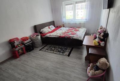 Apartament cu 3 camere decomandat în Exterior Vest - 4