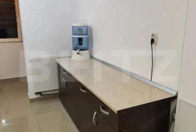 Apartament cu 4 camere decomandat în Central - 13