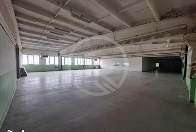 Spațiu comercial, de 750 mp, în Gruia