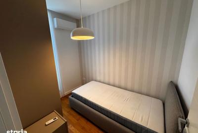 Casă cu 5 camere cu Teren 30 Mp în Central