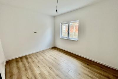 Asfalt, 3 Camere, Zid Despartitor Dublu Asfalt, 3 Camere, Zid Despartitor Dublu - 6