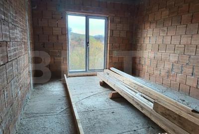 Casă cu 3 camere cu Teren 500 Mp în Central - 6