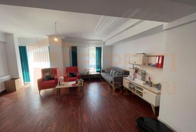 Apartament 2 camere zona City Park Mall bloc nou