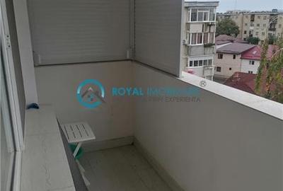 Royal Imobiliare - Vanzare apartament zona Democratiei - 21