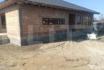 Casă cu 4 camere cu Teren 600 Mp în Dumbrăvioara - 11