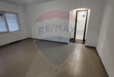 Apartament 2 camere parter/nemobilat. - 2