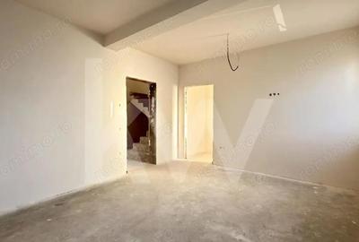 Casă cu 7 camere cu Teren 470 Mp în Tineretului - 8