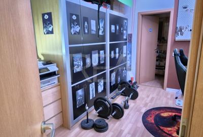 Apartament cu 3 camere de vanzare la 158000 ? cu 2 boxe si 2 locuri de parcare - 19