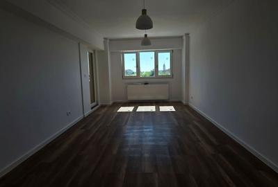 Apartament cu 4 camere decomandat în Șagului - 2