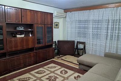 Apartament cu 4 camere decomandat în Traian - 5