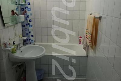 Apartament cu 2 camere semidecomandat în Central - 1