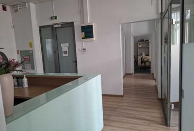 Spațiu comercial, în Central