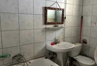 Apartament cu 3 camere decomandat în Florești - 2