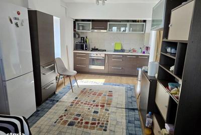 Apartament cu 4 camere în Nicolina