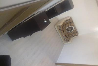 Inchiriez apartament 2 camere nedecomandat!