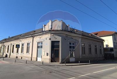 Spațiu comercial, de 129 mp, în Semicentral