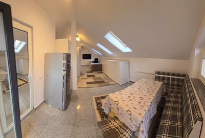 Garsoniera, 50mp, centrala, loc parcare, intre metrou Gorjului si Pacii, str Apu - 19