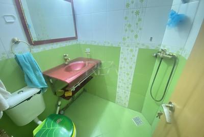 Apartament cu 3 camere decomandat, mobilat în 13 Septembrie - 6