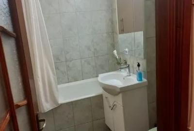 Apartament cu 2 camere decomandat în Casa de Cultură - 3