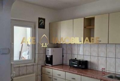 Apartament cu 3 camere decomandat, mobilat în Berceni - 7