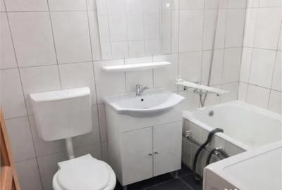 Garsonieră decomandată în Central - 1