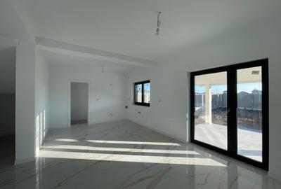 Duplex cu 4 camere cu Teren 365 Mp în Moșnița Veche - 3