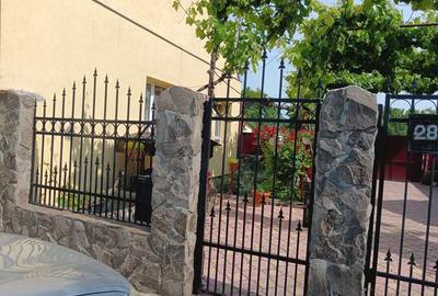 Casă cu 5 camere în Central - 8