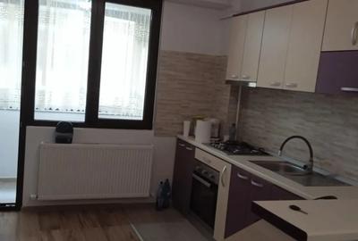Apartament cu 2 camere de inchiriat,bloc relativ nou - 10