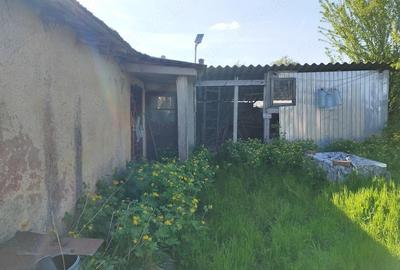 Casă cu 3 camere cu Teren 3500 Mp în Slobozia - 1