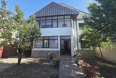 Casă cu Teren 270 Mp în Vânători - 8