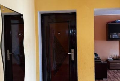 Apartament cu 3 camere decomandat, mobilat în Rahova - 11