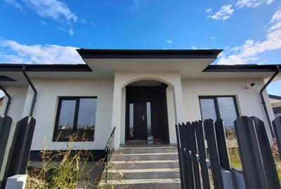 Vorovesti-Casa individuala cu 4 camere, plan parter - 1