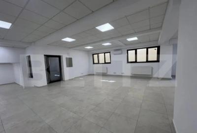 Spațiu comercial, de 137 mp, în George Enescu - 2