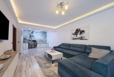 Apartament cu 2 camere decomandat, mobilat în Tractorul