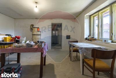 Casă cu 3 camere cu Teren 609 Mp în Părău - 5