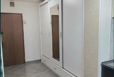 Vitan Mall,bl.1990,parter/8,DECOMANDATA,Amenajata,Libera - 6