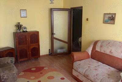Apartament cu 3 camere decomandat în Obor - 2