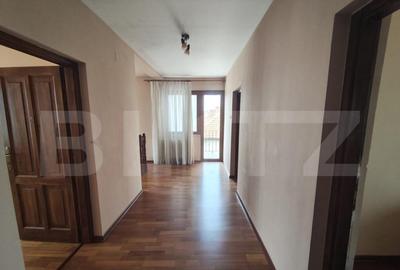 Casa de vanzare P+E si teren de 480 mp in cartierul Iosia, z - 34