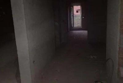 Casă cu 5 camere cu Teren 1000 Mp în Peciu Nou - 4