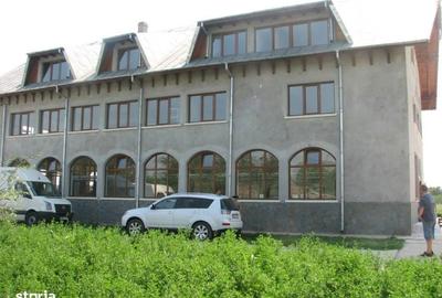 Casă cu 4 camere în Uiești - 17