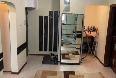Apartament cu 5 camere în Central - 1