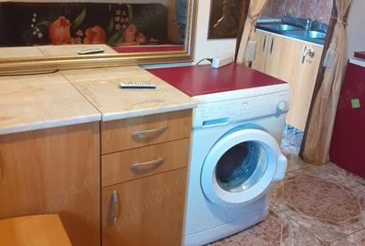 Garsonieră decomandată în Steaua - 2