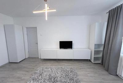 Garsonieră decomandată în Central - 1