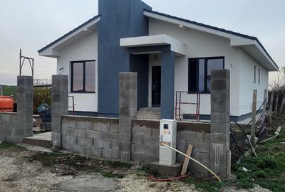 Casă cu 3 camere în Central - 3