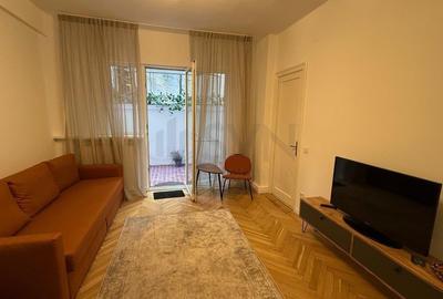 REA1024731 Universitate - apartament cu 3 camere si curte proprie