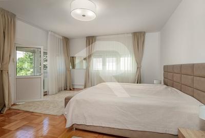 Vila de vanzare in Busteni - 8 dormitoare, vedere directa spre Crucea Caraiman! - 16