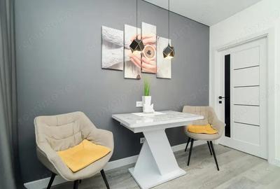 Garsonieră decomandată în Tractorul