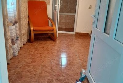 Casă cu 6 camere în Lehliu - 1
